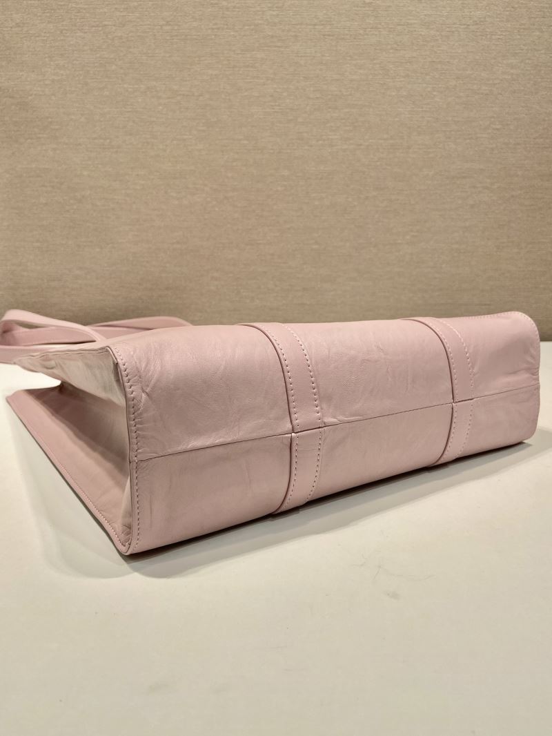 Pra*a tote bags